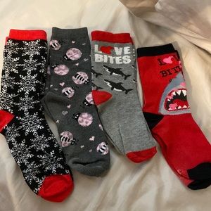 Pack of 4 Cute Socks Women’s sizes 4-10